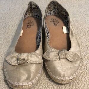 Life Stride casual slip ons size 7